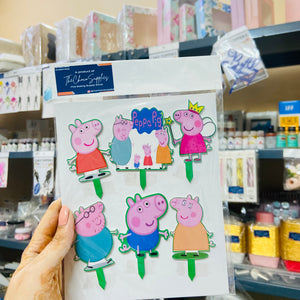 cartoon toppers, cake topper, peppa pig cake